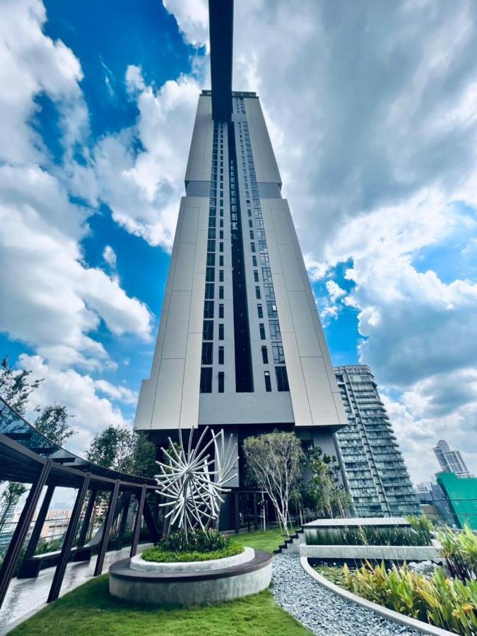 Axon Serviced Suites Куала Лумпур Екстериор снимка